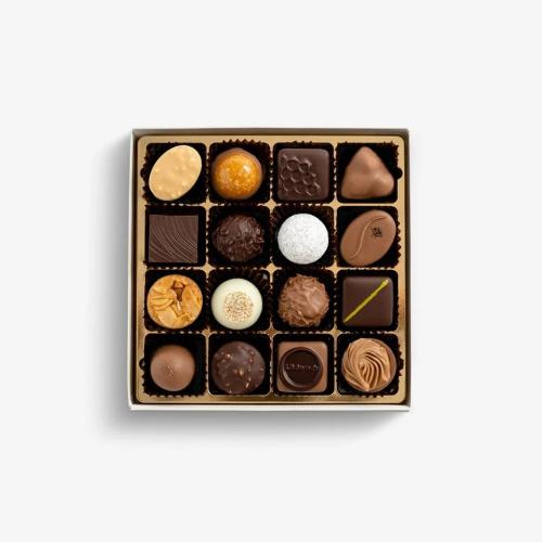 16 pcs praline assorted chocolate box